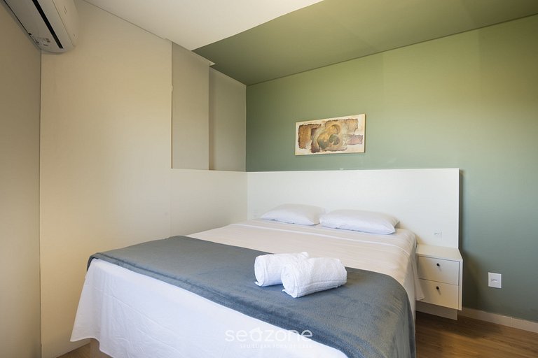 Apto vista al mar en cond. c/ piscina EMQ0403