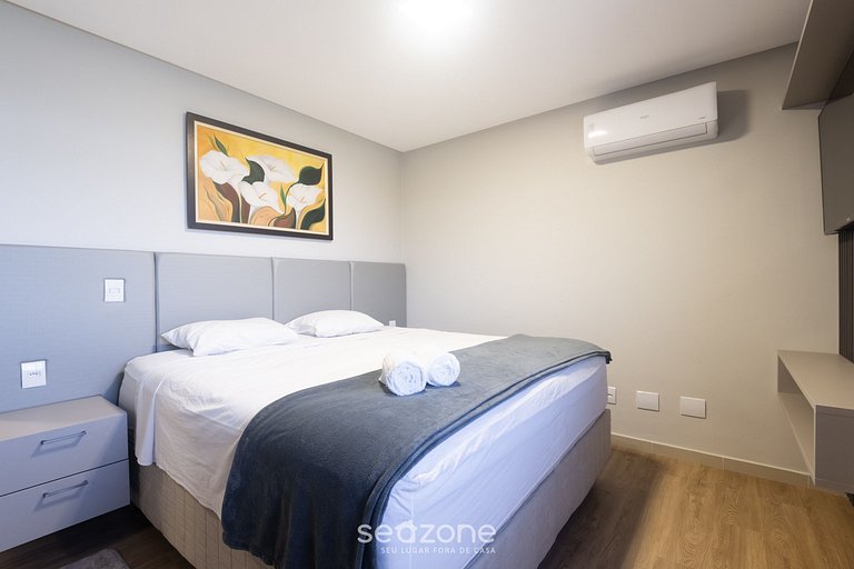 Apto vista frente mar em Cond. c/ Piscina EMQ0403