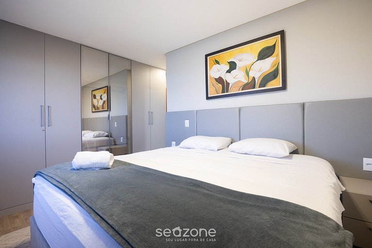 Apto vista frente mar em Cond. c/ Piscina EMQ0403