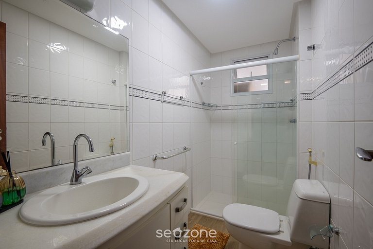 Apto vista al mar en cond. c/ piscina EMQ0403