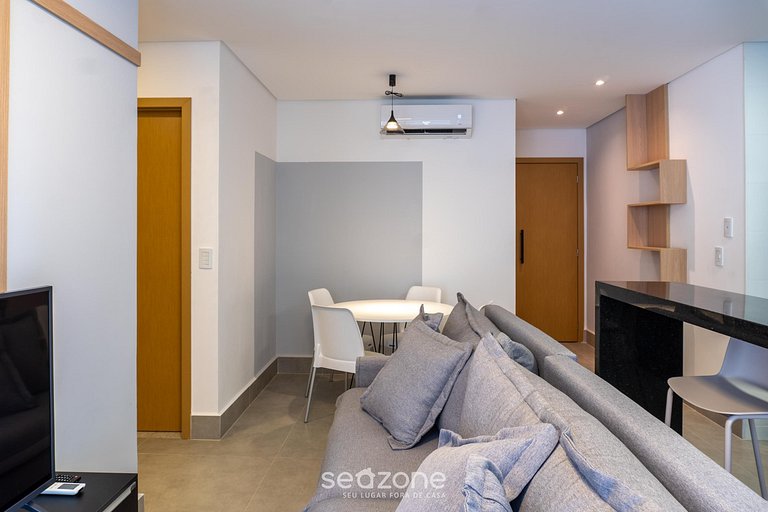 Apto de 2 DRs en edificio c/ piscina GRLB1303