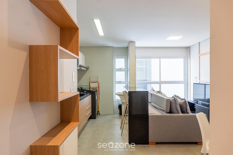 Apto de 2 DRs en edificio c/ piscina GRLB1303