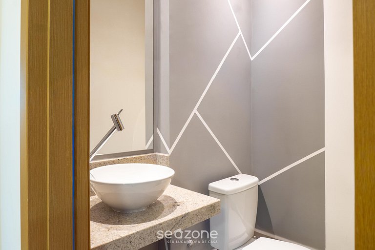 Apto 2 QTs em edf. c/ Piscina GRLB1303