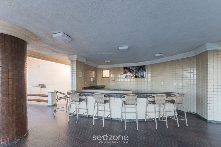 Apto em Cond. c/ Piscina a passos da Praia ESN0702