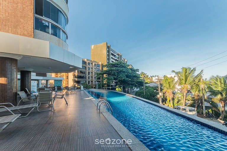 Apto em Cond. c/ Piscina a passos da Praia ESN0702