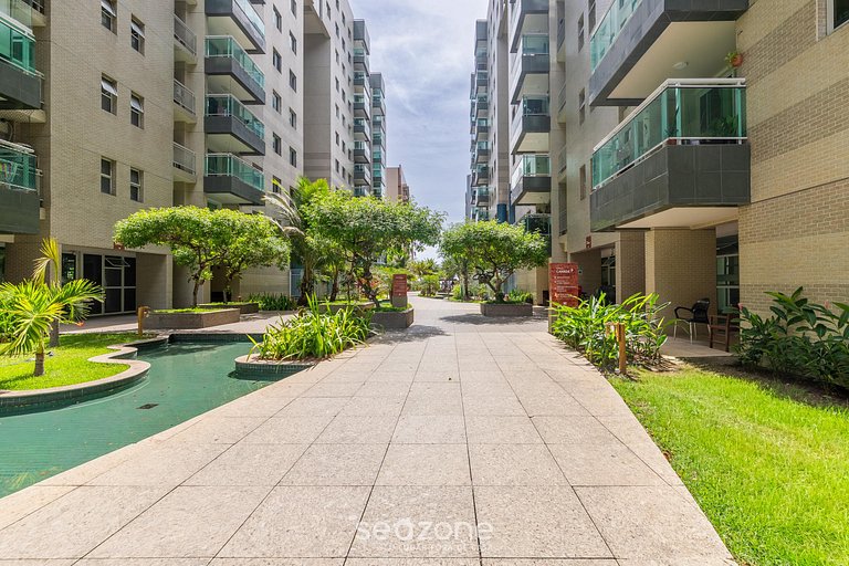 Apto em Cond. c/ Piscina a 400m da Praia TAU0204