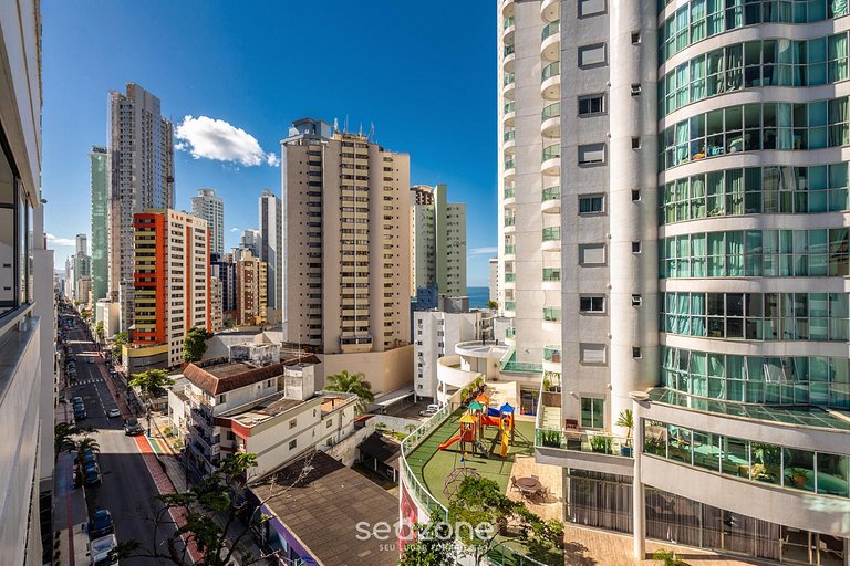 Apt de 2-QTs no Centro de BC, 350m do mar RLP1002