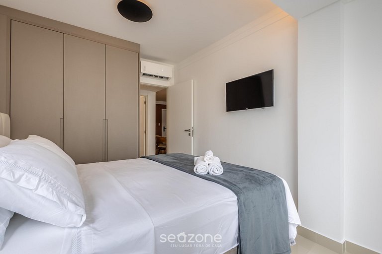 Apt de 2-HB en centro de BC, 350 m del mar RLP1002