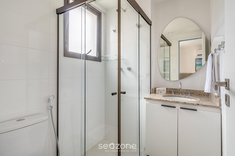 Apto c/ varanda, churrasq. e vista piscina ANO0209