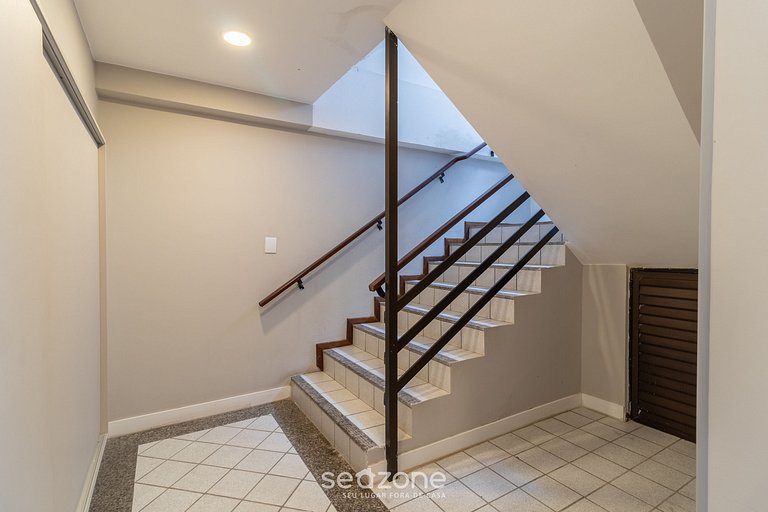 Apartamento Charmoso com Churrasqueira POR0101