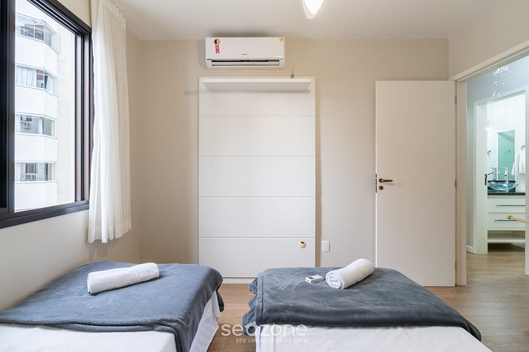 Apto em prédio c/ garagem no João Paulo BOO0301