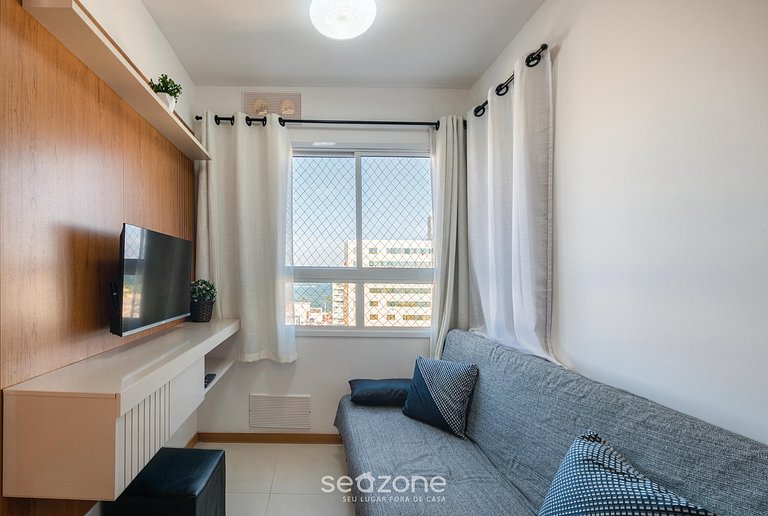 Apt a 160m do mar em cond. c/ piscina SAA0906