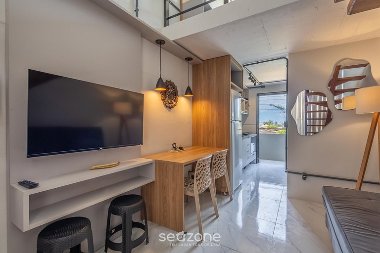 Loft a 50 m da Praia do Camacho PLO0005