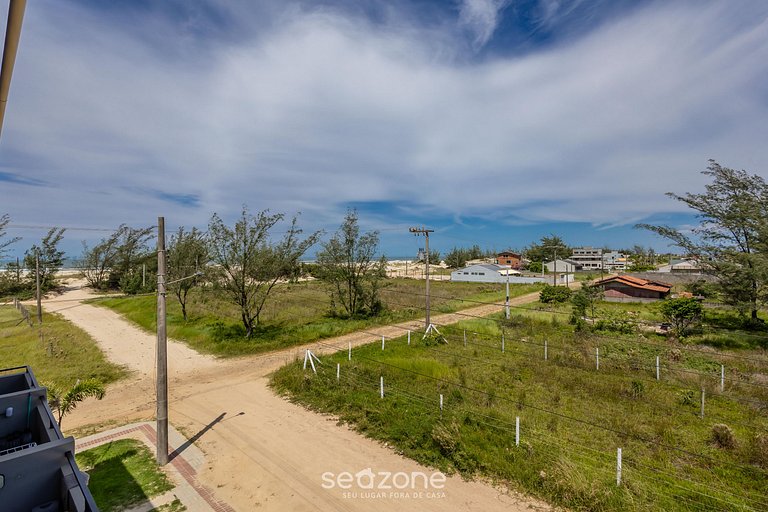 Loft a 50 m de la Praia do Camacho PLO0005