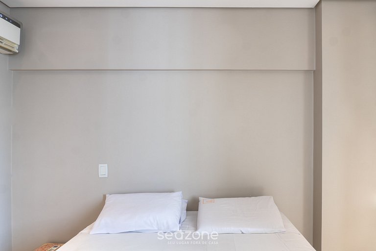 Apto 2QTs a 950 m do Shopping Flamboyant UNQ1104