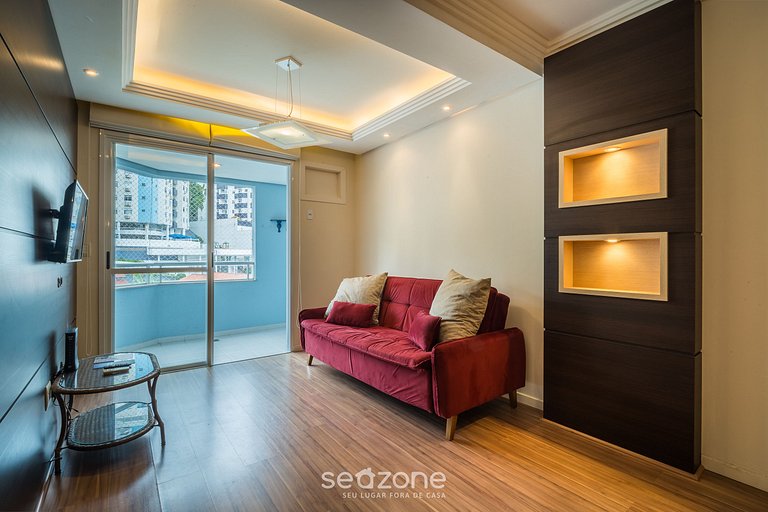 Apto c/ varanda a poucos minutos da Lagoa ELT0303