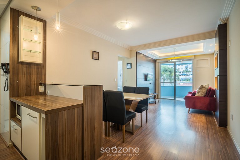 Apto c/ varanda a poucos minutos da Lagoa ELT0303