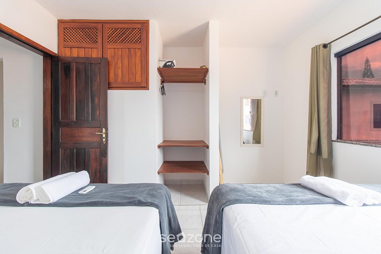 Apt 2DR c/ vista a piscina, 650m del mar PFN0001