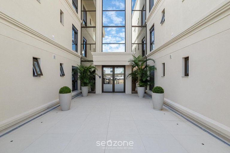 Apto en condo. c/ piscina a 470 m del mar MNC0203