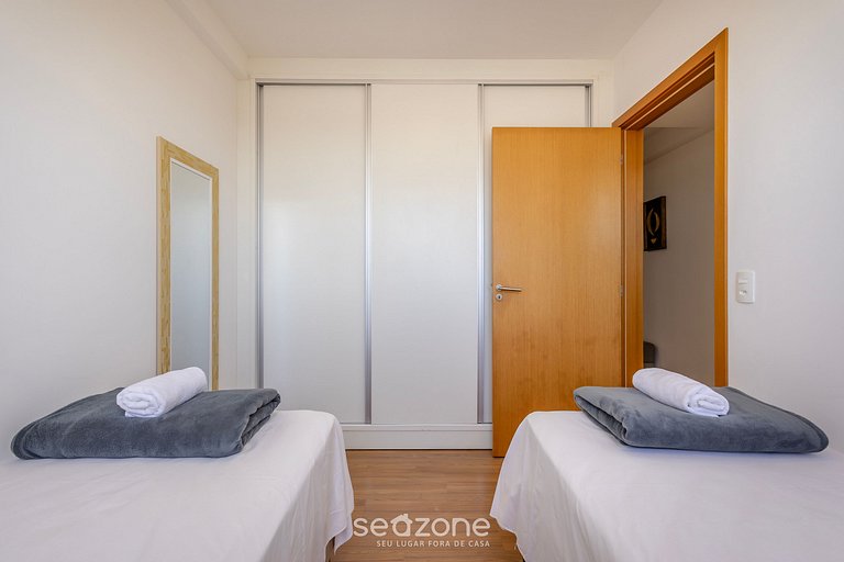 Apto c/ barbacoa y vista lateral al mar VAC1604