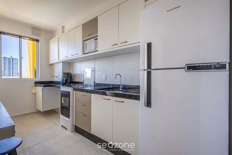 Apto c/ barbacoa y vista lateral al mar VAC1604