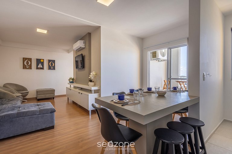 Apto c/ barbacoa y vista lateral al mar VAC1604