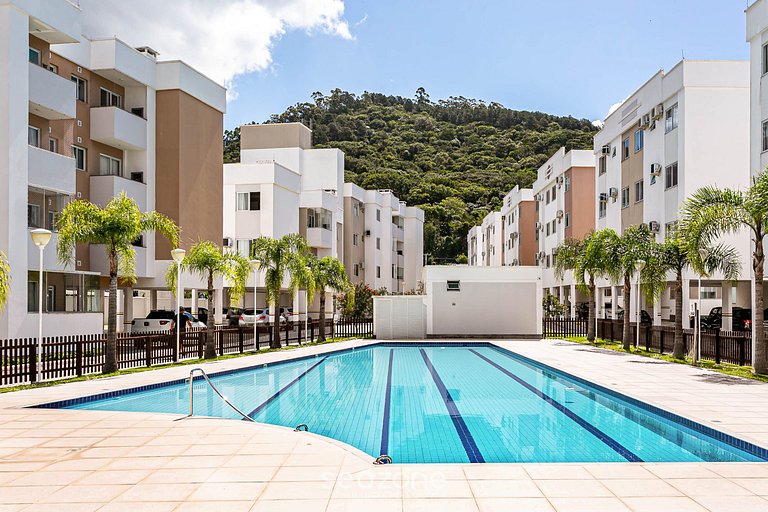 Apto en Condo c/ Piscina en Canasvieiras RPC0101