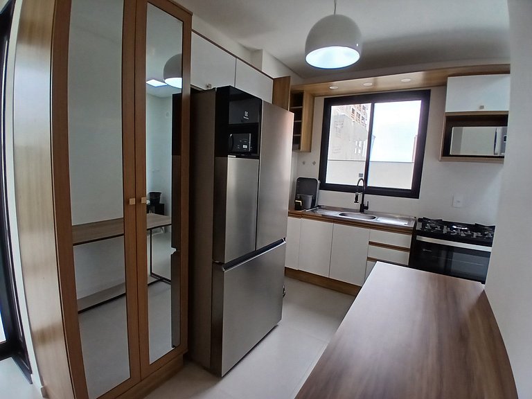 Apto c/ Jacuzzi a 220 m da Praia ARF0504