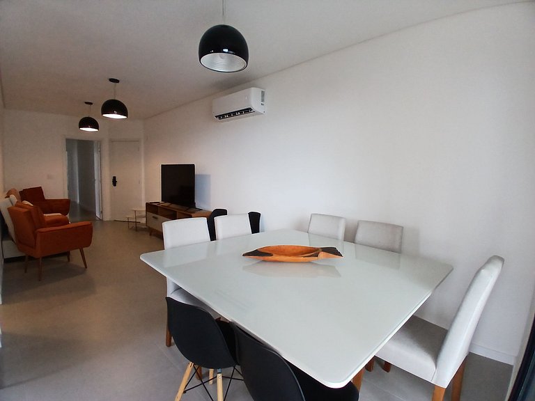 Apto c/ Jacuzzi a 220 m da Praia ARF0504