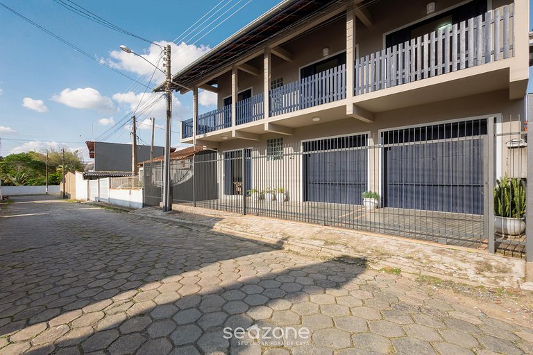 Casa 5 Dormitorios a 200 m de la Playa CMM0043