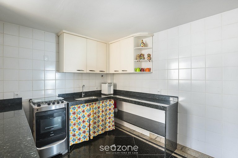 Apto 4 QTS à beira-mar na Praia do Morro - CEA0401