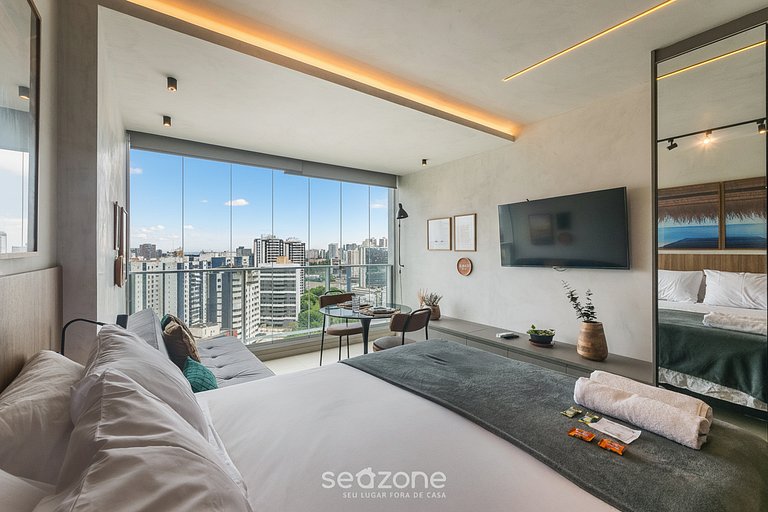 Studio con balcón en edificio con piscina URB1406