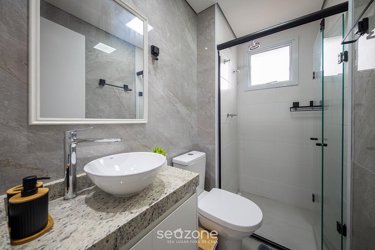 Apto em cond. c/ Piscina a 350 m do metrô IPI0027