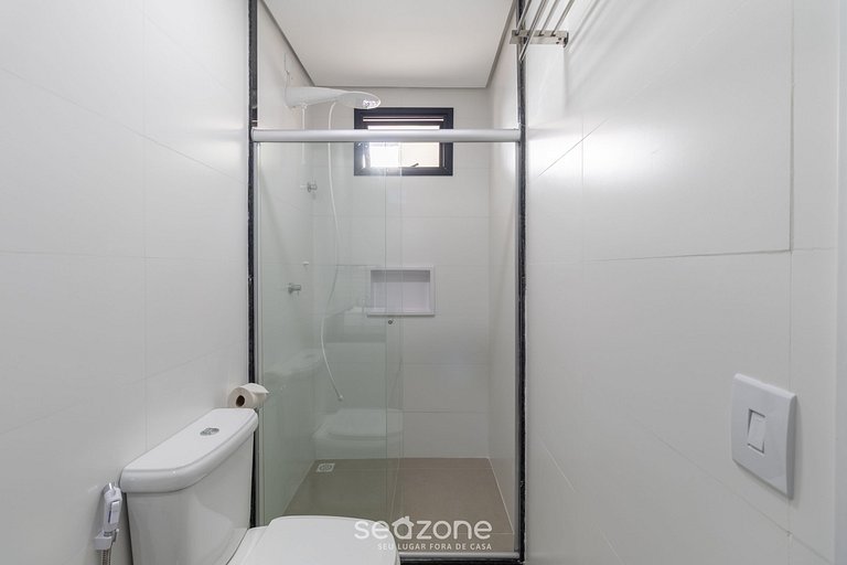 Apto moderno en condominio con piscina RNM0015