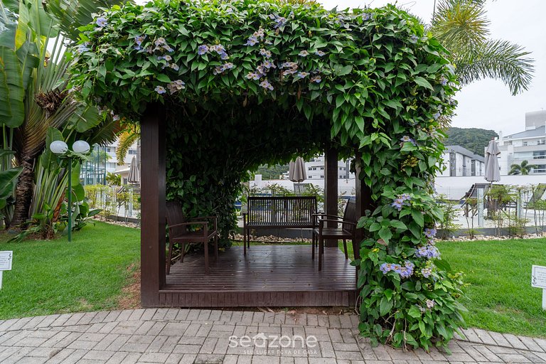 Apto c/ Churrasqueira a 400m da Praia CMN0104