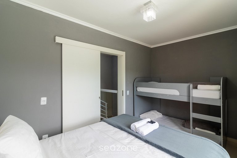 Casa c/ 3Qts, 650m do Shopping em Blumenau NCS0003