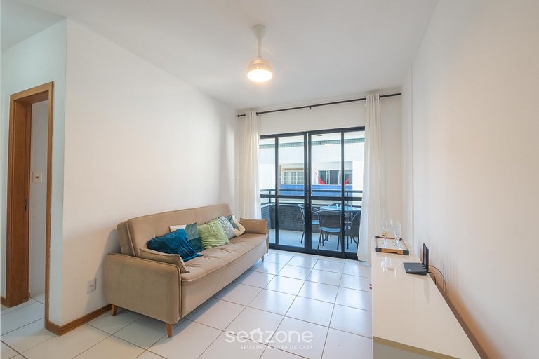 Apto em Cond. c/ Piscina a 300m da Praia HOR0285