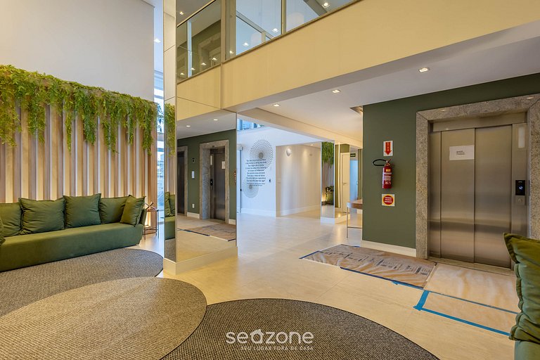 Apto en Cond. con Piscina y Vista Mar BHC1206