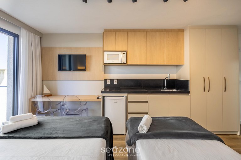 Estúdio c/ Varanda a 50 m da Praia PSO0405