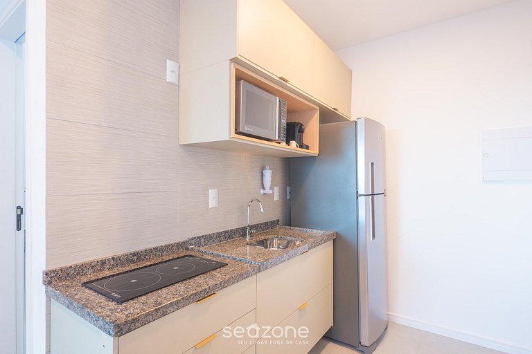 Studio em Cond. c/ Piscina e Vista mar SBZ0207