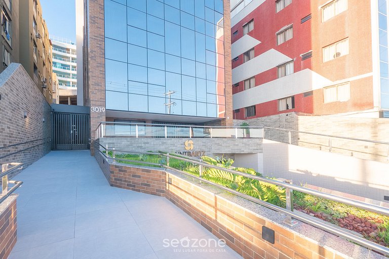 Moderno em Cond. c/ Piscina e Vista mar SBZ0207