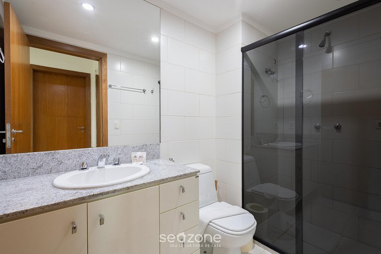 Apto en cond. c/ piscina en Asa Norte BHY1704