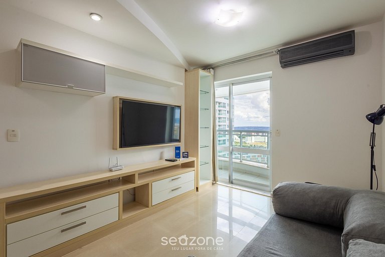 Apto em cond. c/ piscina na Asa Norte BHY1704