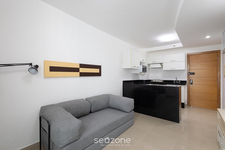 Apto em cond. c/ piscina na Asa Norte BHY1704