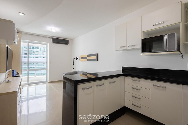 Apto en cond. c/ piscina en Asa Norte BHY1704