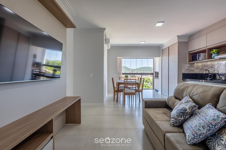 Apt 650m do Beto Carrero em cond. c Pisc. LAV0401