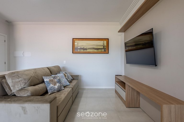 Apt 650m de Beto Carrero en Cond. c/ Pisc. LAV0401