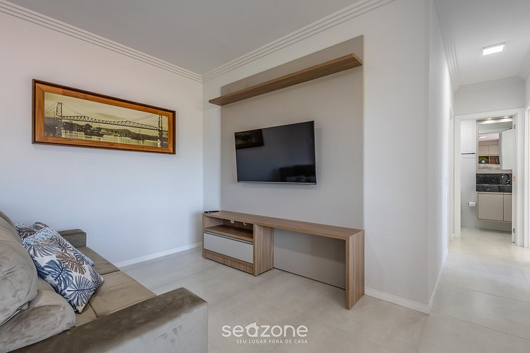 Apt 650m de Beto Carrero en Cond. c/ Pisc. LAV0401