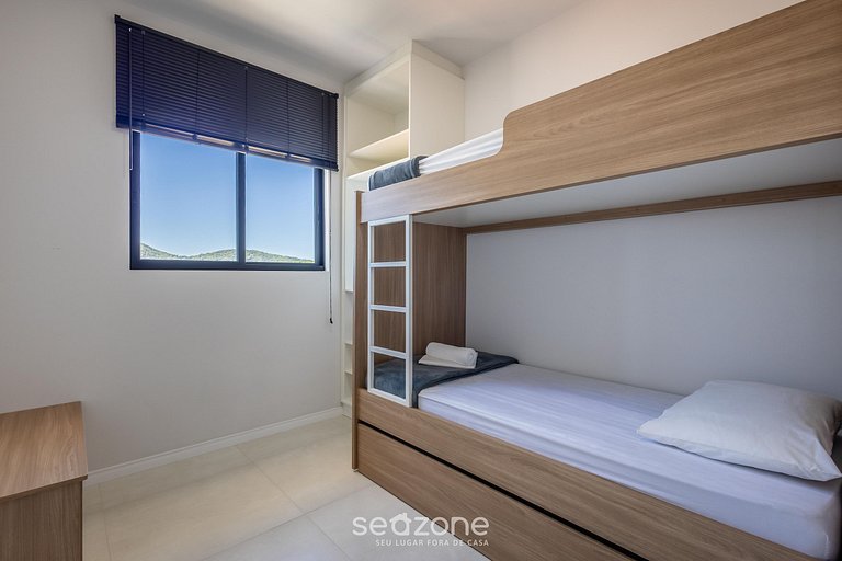 Apt 650m do Beto Carrero em cond. c Pisc. LAV0401