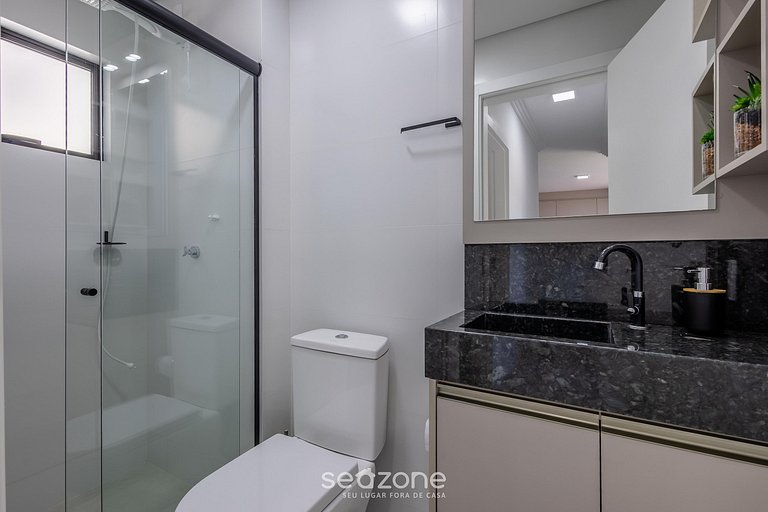 Apt 650m de Beto Carrero en Cond. c/ Pisc. LAV0401